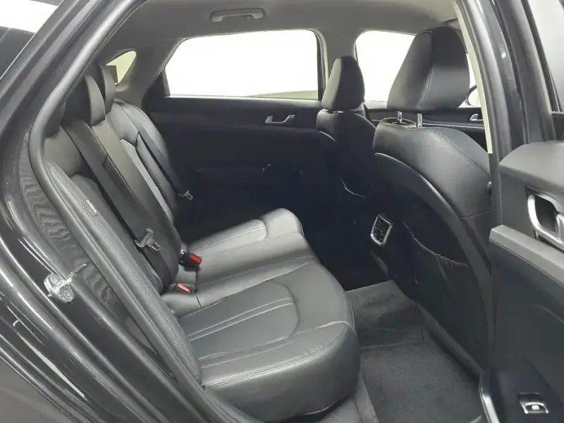 2021 Kia K5 с пробегом 43 266 км