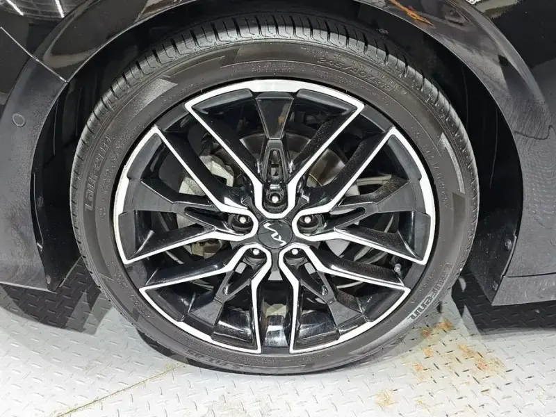 2021 Kia K5 с пробегом 48 402 км