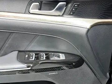 2021 Kia K5 с пробегом 48 402 км