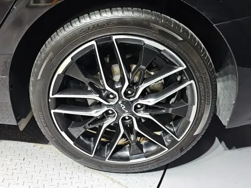 2021 Kia K5 с пробегом 48 402 км