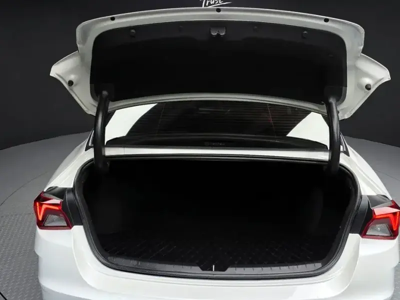 2021 Kia K5 с пробегом 56 768 км