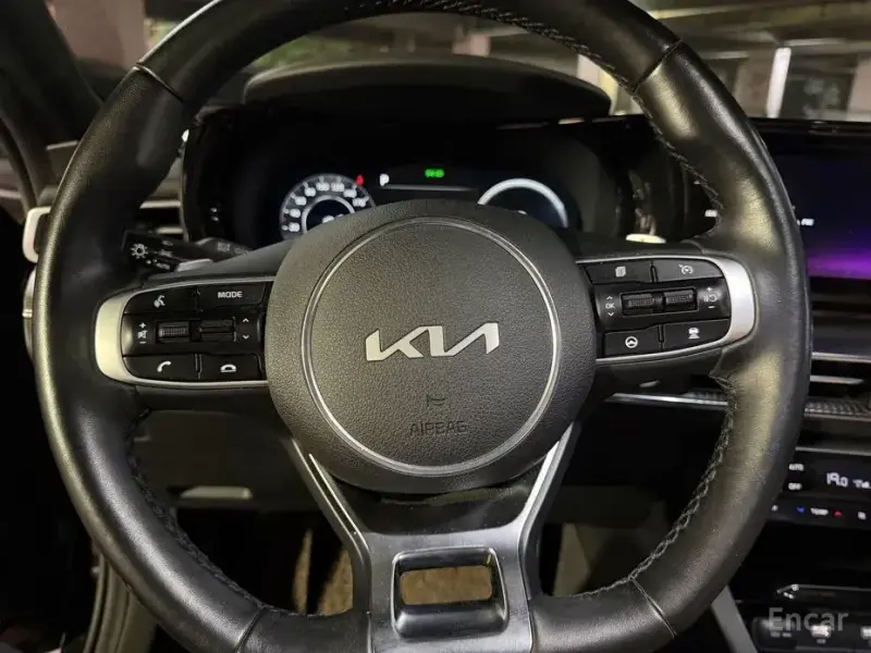 2022 Kia K5 с пробегом 35 271 км