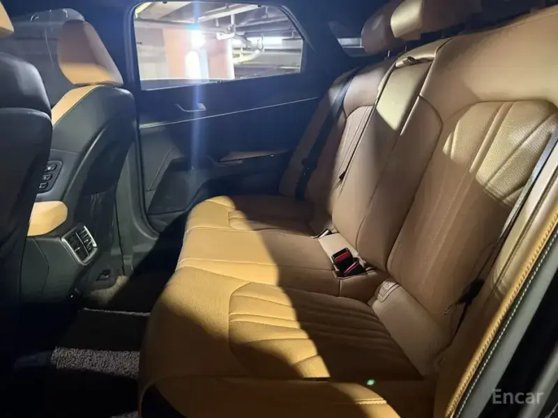 2022 Kia K5 с пробегом 35 271 км