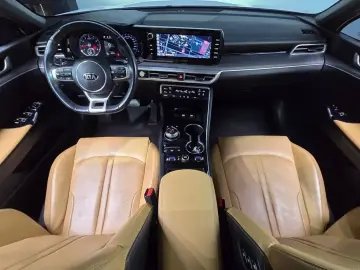 2021 Kia K5 с пробегом 52 909 км