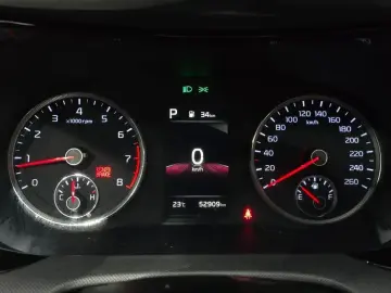 2021 Kia K5 с пробегом 52 909 км