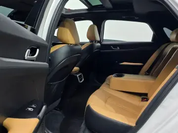2021 Kia K5 с пробегом 52 909 км