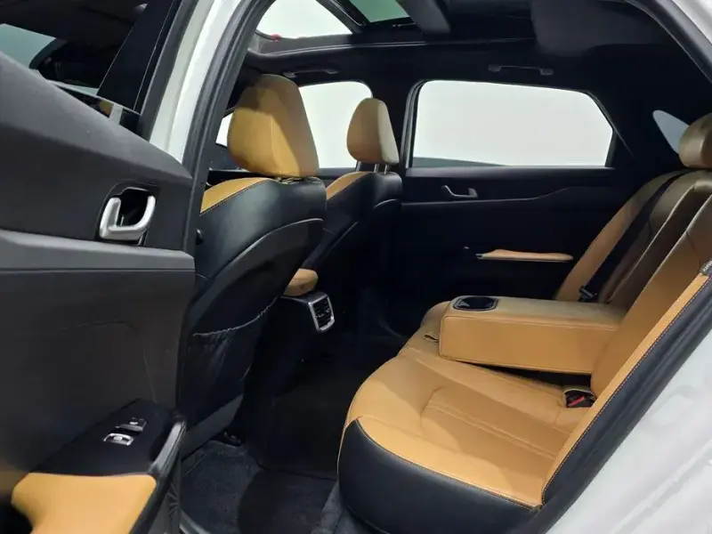 2021 Kia K5 с пробегом 52 909 км