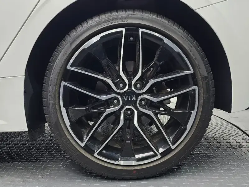 2021 Kia K5 с пробегом 52 909 км