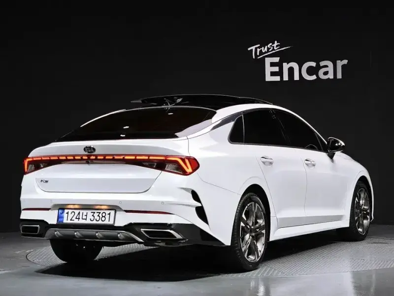 2021 Kia K5 с пробегом 46 978 км