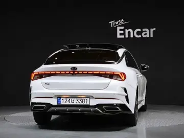 2021 Kia K5 с пробегом 46 978 км