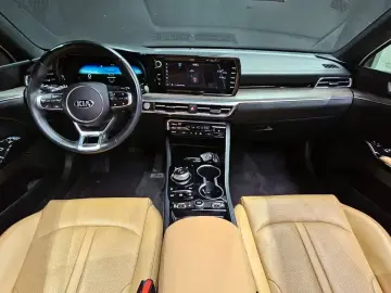 2021 Kia K5 с пробегом 46 978 км