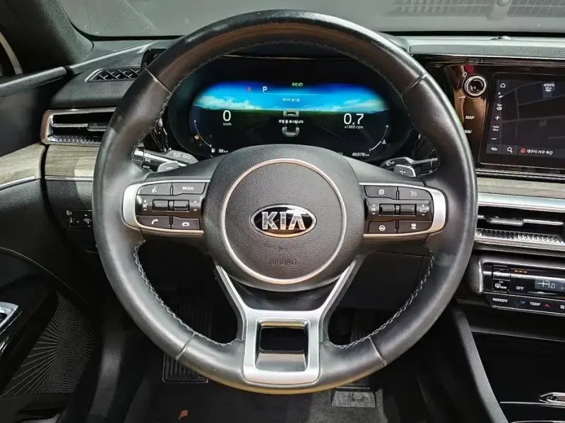 2021 Kia K5 с пробегом 46 978 км