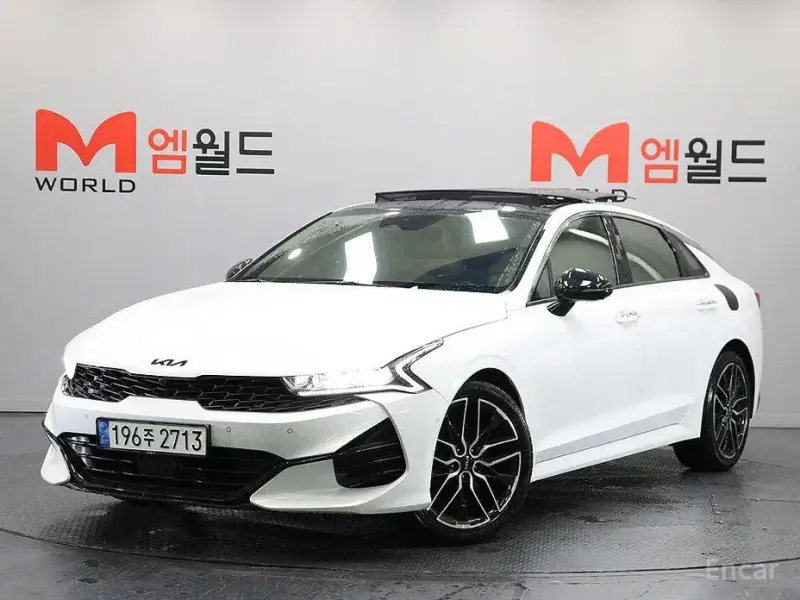2022 Kia K5 с пробегом 55 000 км