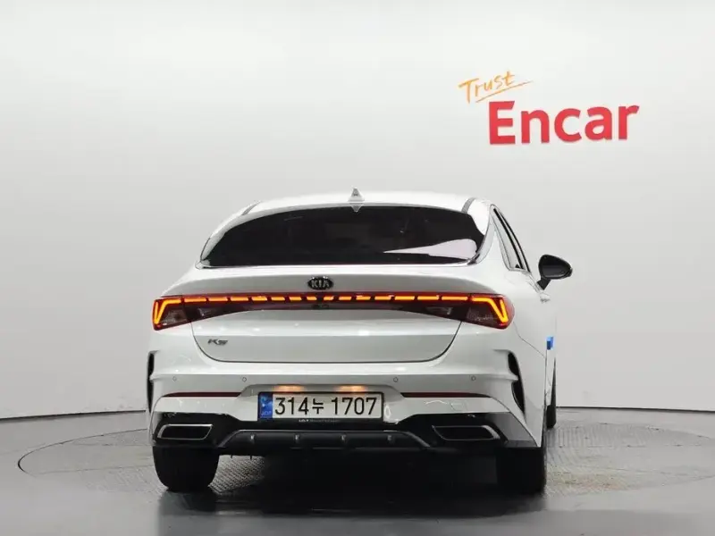 2021 Kia K5 с пробегом 50 676 км