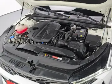2021 Kia K5 с пробегом 50 676 км