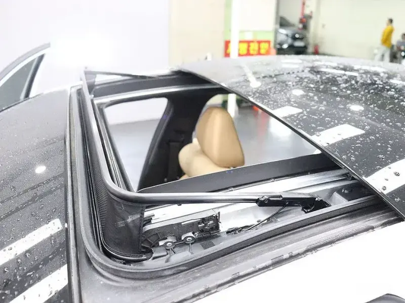 2022 Kia K5 с пробегом 55 000 км