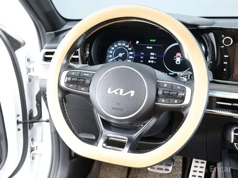 2022 Kia K5 с пробегом 55 000 км