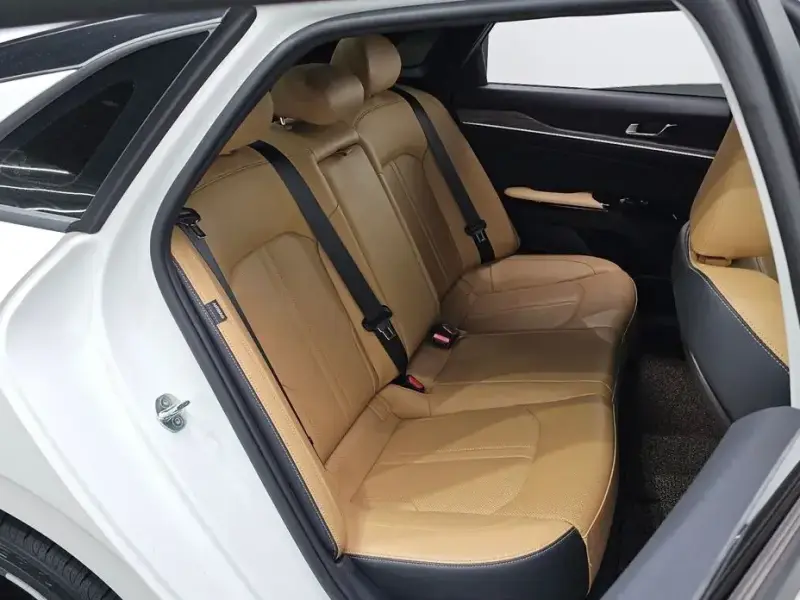 2021 Kia K5 с пробегом 50 676 км