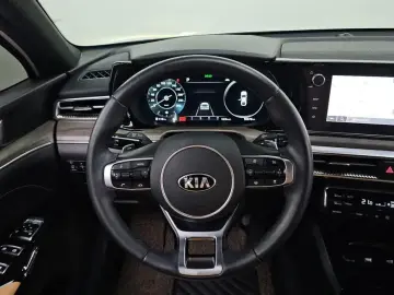2021 Kia K5 с пробегом 50 676 км