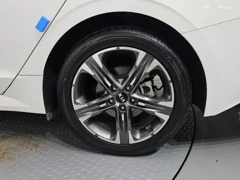 2021 Kia K5 с пробегом 50 676 км