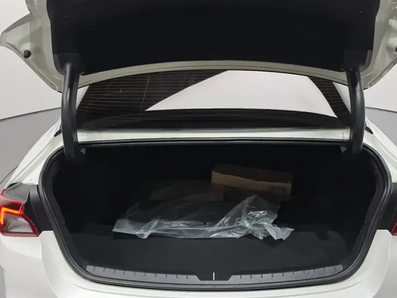 2021 Kia K5 с пробегом 50 676 км