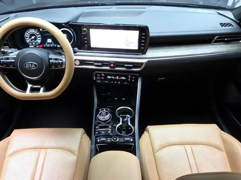 2021 Kia K5 с пробегом 32 396 км