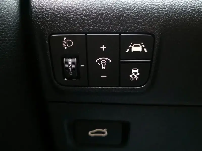 2021 Kia K5 с пробегом 32 396 км