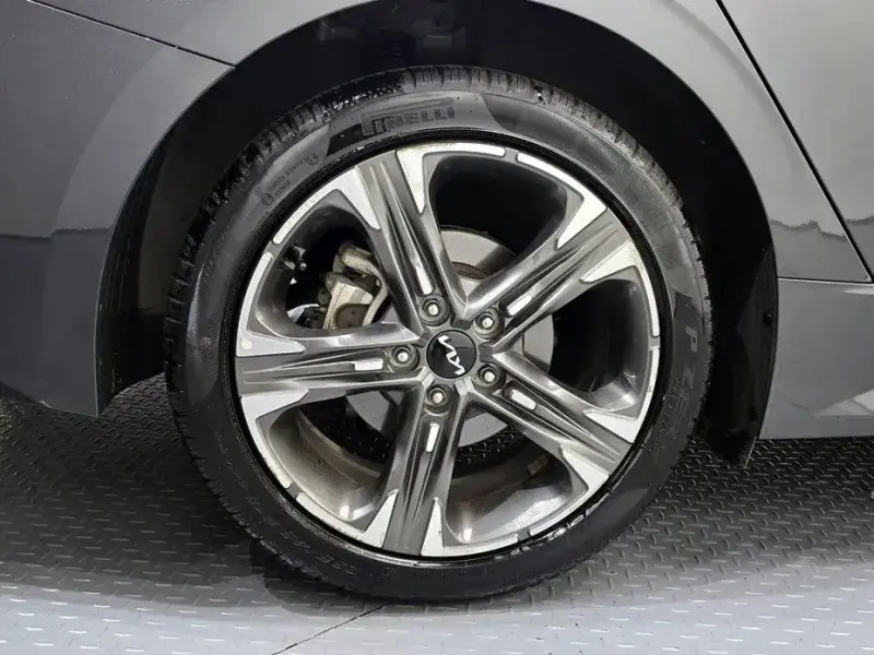 2022 Kia K5 с пробегом 34 818 км