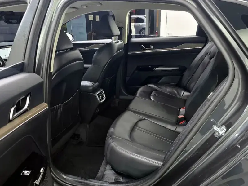 2022 Kia K5 с пробегом 34 818 км