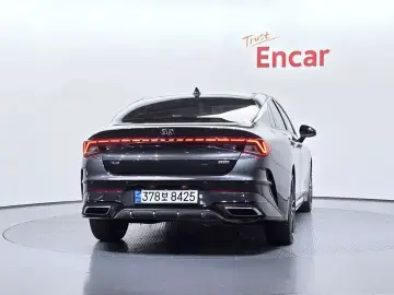 2021 Kia K5 с пробегом 31 205 км