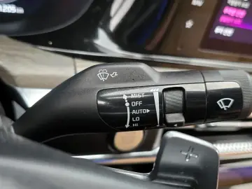 2021 Kia K5 с пробегом 31 205 км