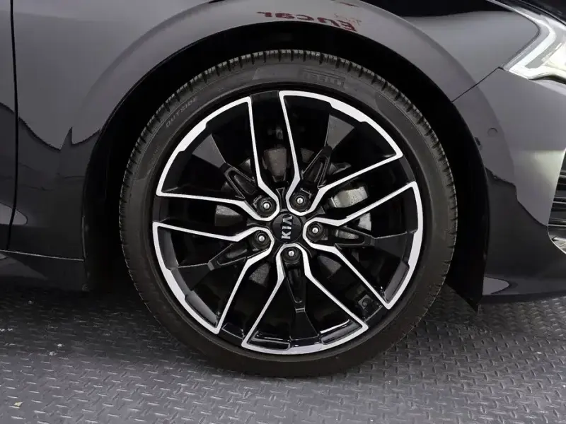 2021 Kia K5 с пробегом 38 579 км