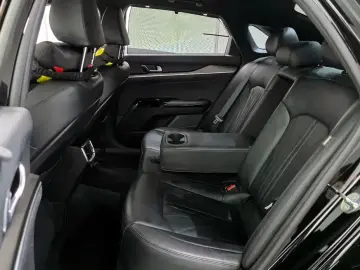2022 Kia K5 с пробегом 33 169 км