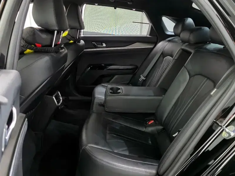 2022 Kia K5 с пробегом 33 169 км