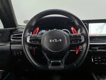 2022 Kia K5 с пробегом 33 169 км