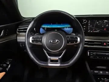 2021 Kia K5 с пробегом 38 579 км