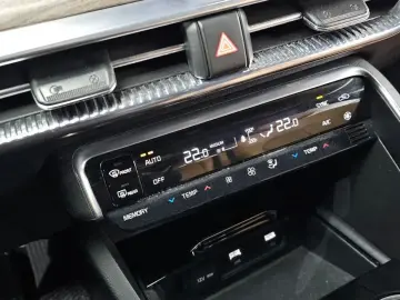 2021 Kia K5 с пробегом 34 256 км