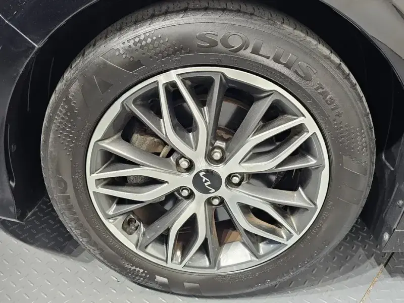 2022 Kia K5 с пробегом 35 606 км