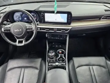 2022 Kia K5 с пробегом 35 606 км