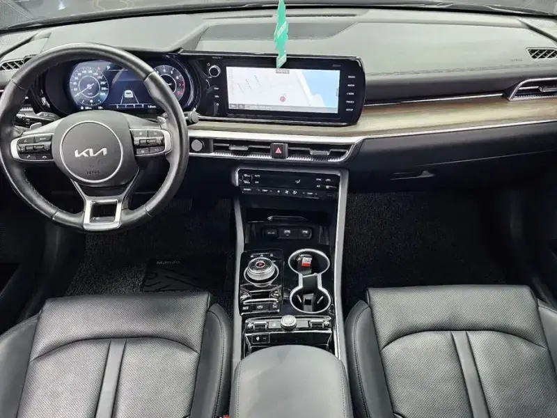 2022 Kia K5 с пробегом 35 606 км