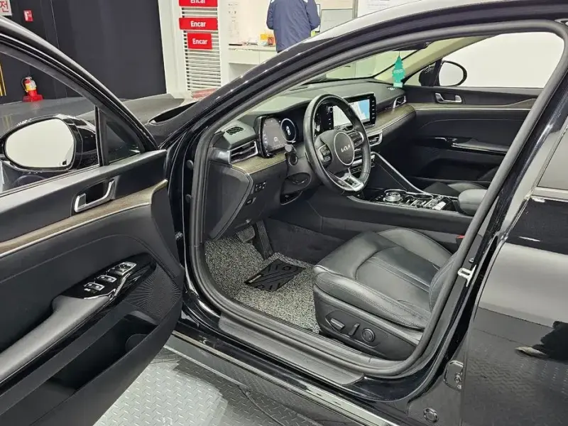 2022 Kia K5 с пробегом 35 606 км