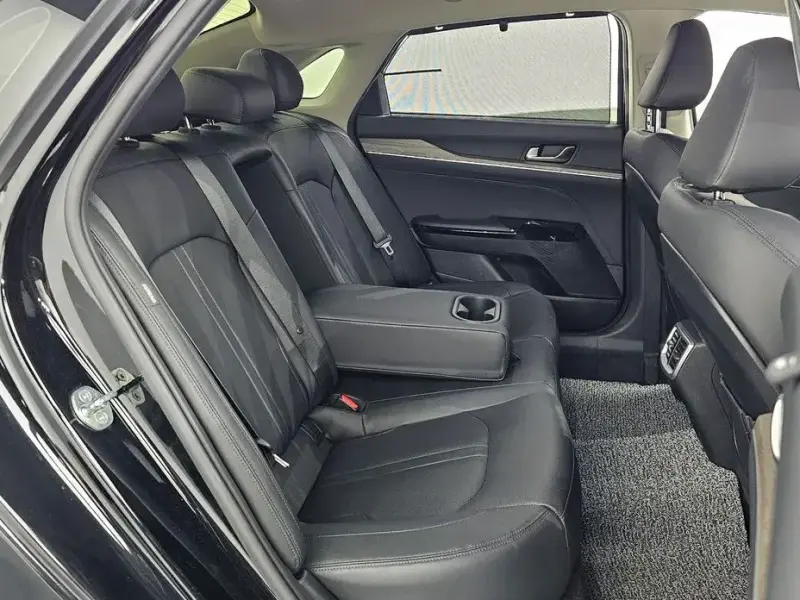 2022 Kia K5 с пробегом 35 606 км