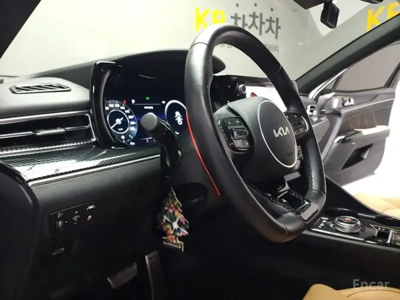 2022 Kia K5 с пробегом 44 000 км