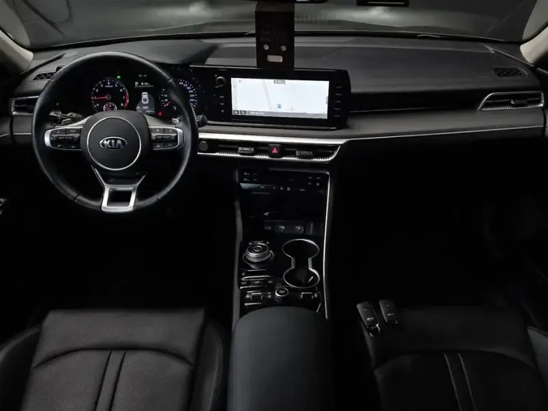 2021 Kia K5 с пробегом 52 271 км