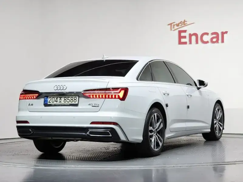 2023 Audi A6 с пробегом 17 433 км