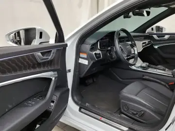 2023 Audi A6 с пробегом 17 433 км