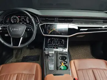 2021 Audi A6 с пробегом 147 460 км