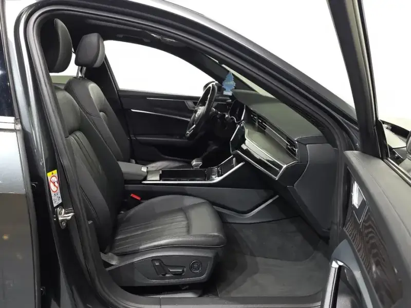 2021 Audi A6 с пробегом 105 067 км