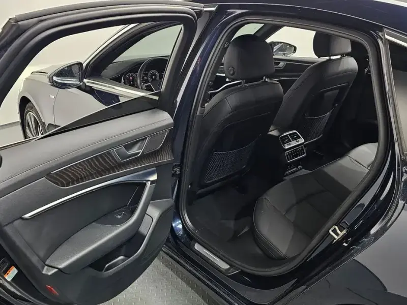 2022 Audi A6 с пробегом 119 635 км
