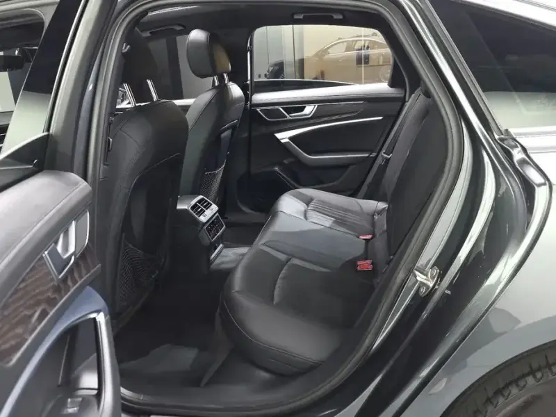 2021 Audi A6 с пробегом 105 067 км